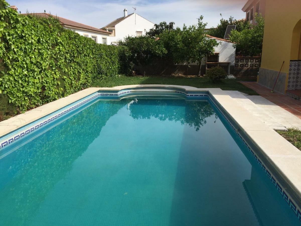 Chalet Con Barbacoa, Chimenea Y Piscina En Alhaurin De La Torre "No Emitimos Factura" Екстериор снимка